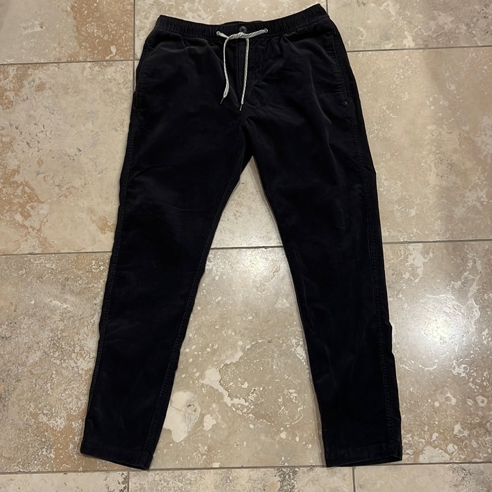 Vuori Optimist Pants Corduroy - Navy Size L Lightly Used